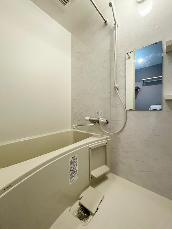 グレンジフォード高円寺南の浴室