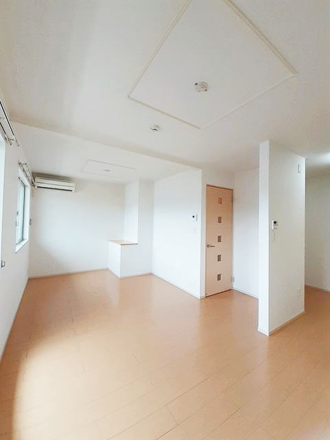 ラフレシールⅡの居間・リビング