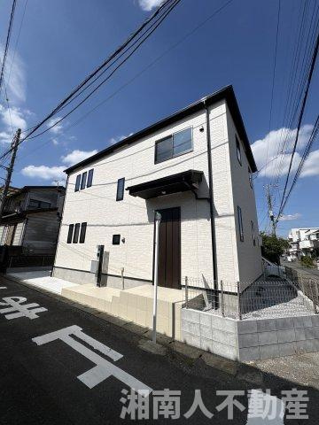 平塚市札場町7期　新築戸建全2棟　の外観|おしゃれな外観です