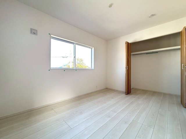 ブルーミングガーデン　江南市江森町西　全4区画分譲の和室|一室あると便利な和室は、ご来客時はもちろん、お子様のお昼寝や遊び場、寝室としてもご利用いただけます。
日本の伝統を引き継ぐ、畳のお部屋は癒しの空間となっています。