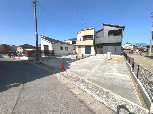 ブルーミングガーデン　江南市江森町西　全4区画分譲の外観|「現地（2025年12月5日）撮影」　
■全体写真　
■ヤマダ不動産　株式会社リライフ　