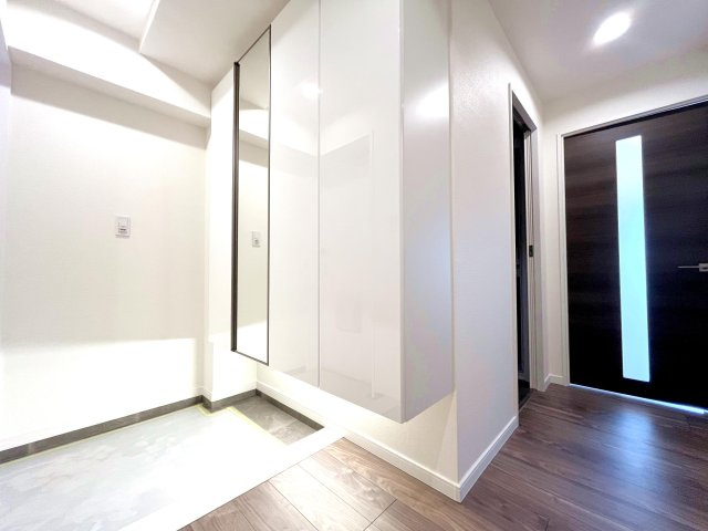 ヴェルアージュ亀有の玄関