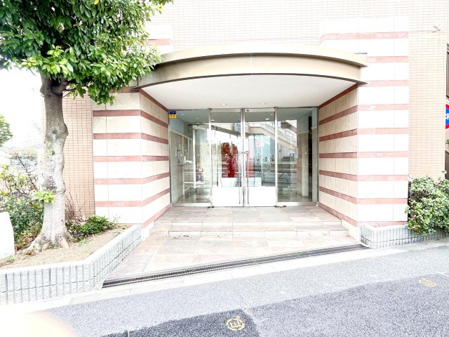 ヴェルアージュ亀有のエントランス