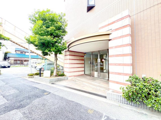 ヴェルアージュ亀有のエントランス