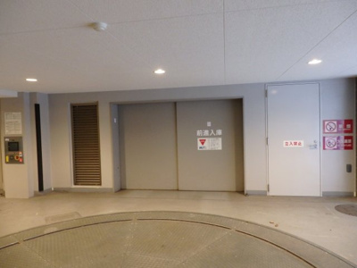 【駐車場】 | ザ・パークハウス市谷加賀町