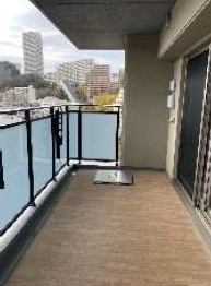 レ・ジェイド須磨妙法寺駅前のバルコニー