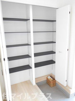 【玄関】 | 郡山市富久山町福原新築一戸建て8棟 | きれいな玄関です