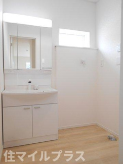 【独立洗面台】 | 郡山市富久山町福原新築一戸建て8棟 | 朝の身支度には欠かせない独立洗面化粧台