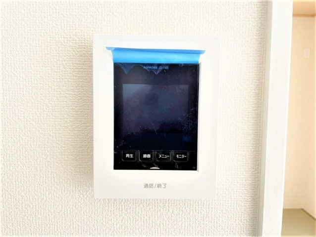ひたちなか市牛久保2丁目　新築戸建て　A号棟のセキュリティ|訪問者を確認してから会話ができて安心！防犯性の高いモニター付インターフォンです！