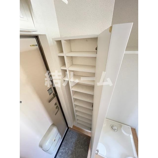 新宿区高田馬場２丁目のアパートの収納