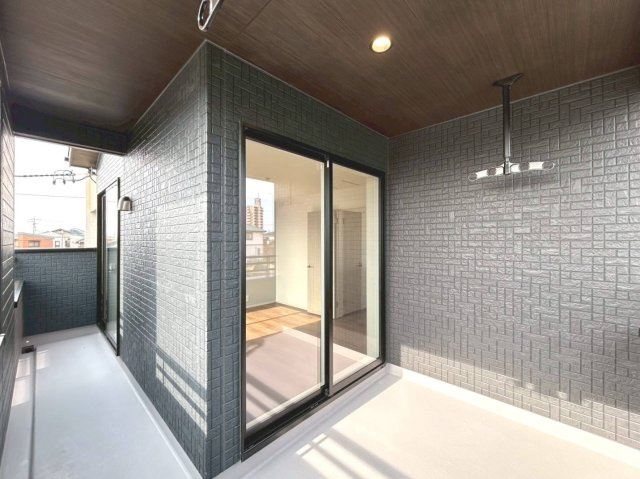 ブルーミングガーデン　江南市江森町西　全4区画分譲のバルコニー|バルコニーは南向きで洗濯物もよく乾きます！
