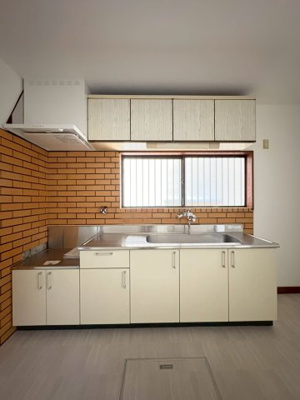 【キッチン】 | 新在家2丁目貸家