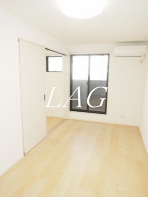 【居間・リビング】 | クレア松戸 | 洋室のお部屋です。