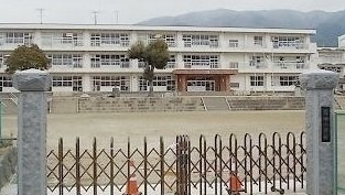 リサージⅢの周辺|高田小学校まで1100m