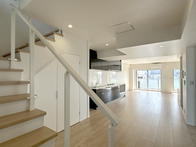 【居間・リビング】 | リリーベル高円寺スクエア