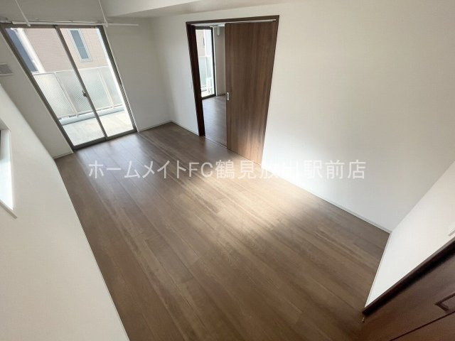 大阪市鶴見区今津南４丁目の賃貸マンションの洋室