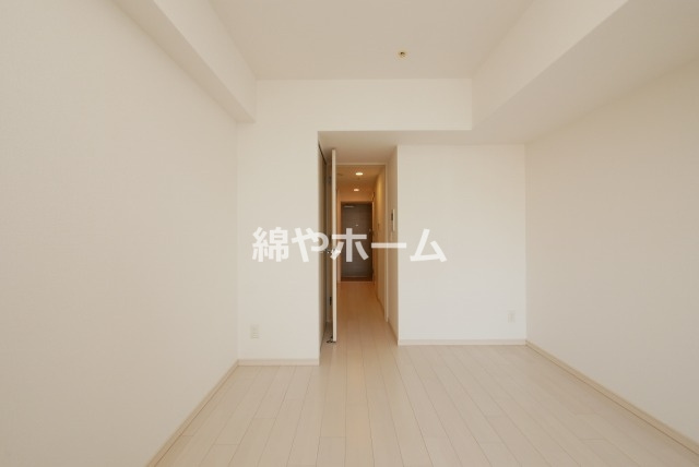 アドバンス難波南シャルムの寝室|使い勝手のいい寝室です