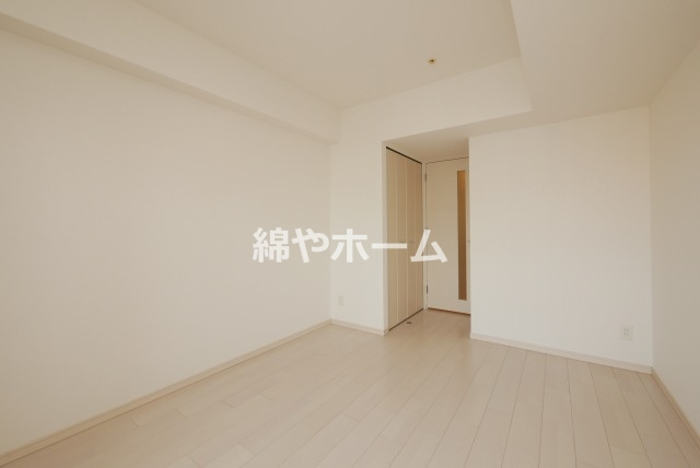 アドバンス難波南シャルムの洋室|落ち着いた色調の洋室です