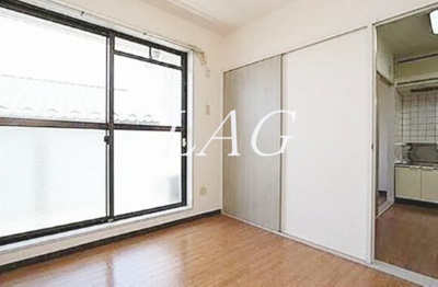 【居間・リビング】 | マイキャッスル桜ヶ丘 | 洋室のお部屋です。