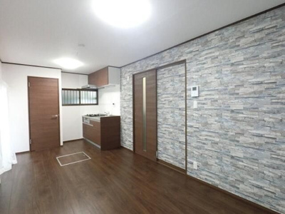 【居間・リビング】 | 新吉田戸建