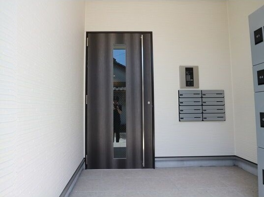 GRANDTIC RELIEF～レリーフ～のエントランス