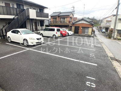 【駐車場】 | ソレジオ稲熊 | 駐車場です