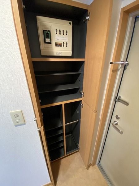 リバージュ北千住の玄関