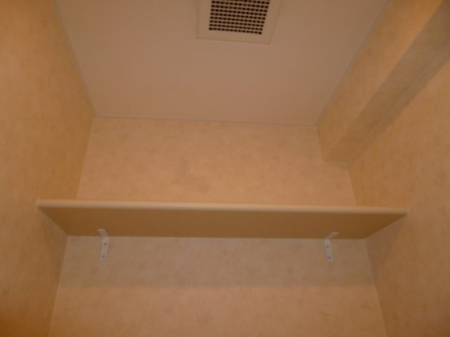 ＪＲＢハイツ倉敷駅前のトイレ|トイレ棚