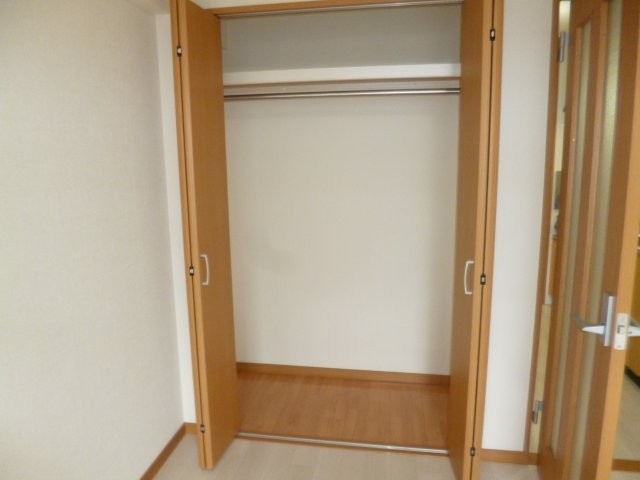 ＪＲＢハイツ倉敷駅前の収納|クローゼット
