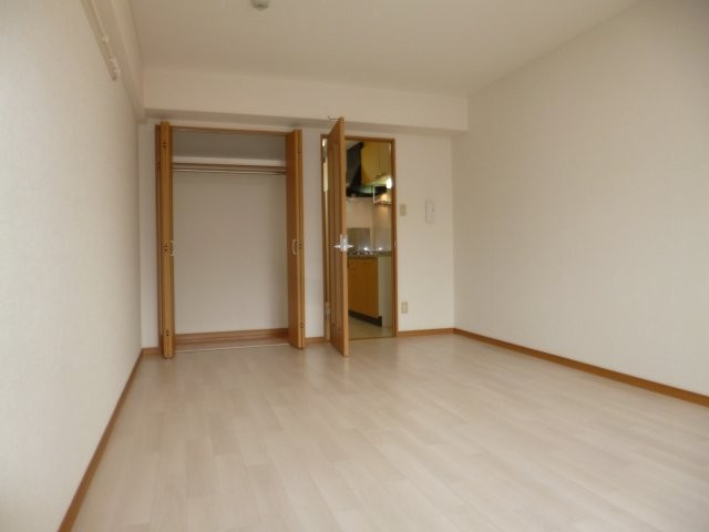 ＪＲＢハイツ倉敷駅前の寝室|洋室