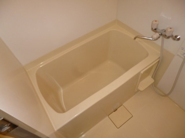 ＪＲＢハイツ倉敷駅前の浴室