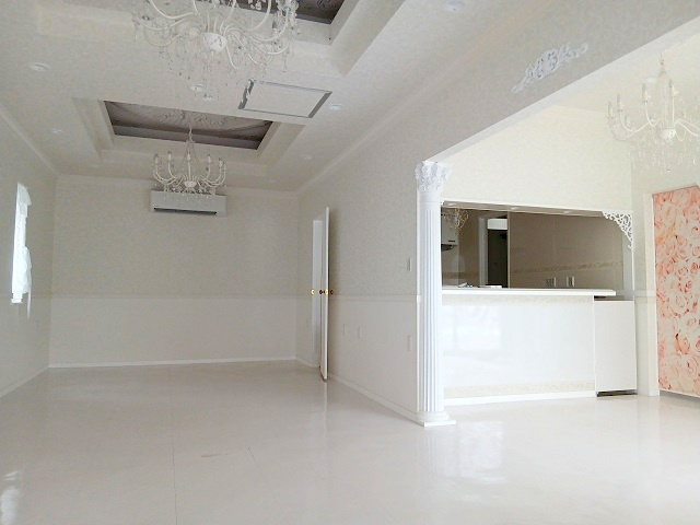 【その他】 | 八幡市男山長沢　店舗付き住宅 | おしゃれな店舗部分