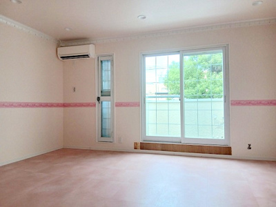 【居間・リビング】 | 八幡市男山長沢　店舗付き住宅