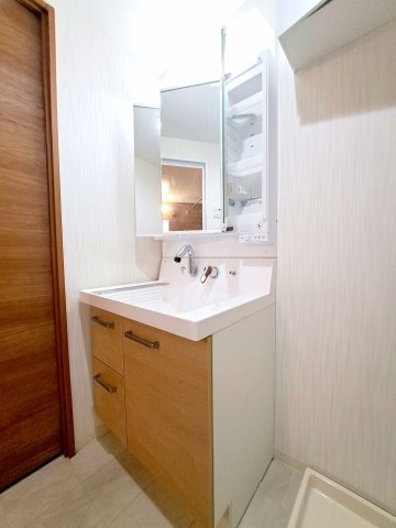 セザール金町の独立洗面台