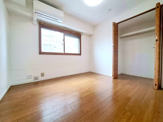 セザール金町の洋室