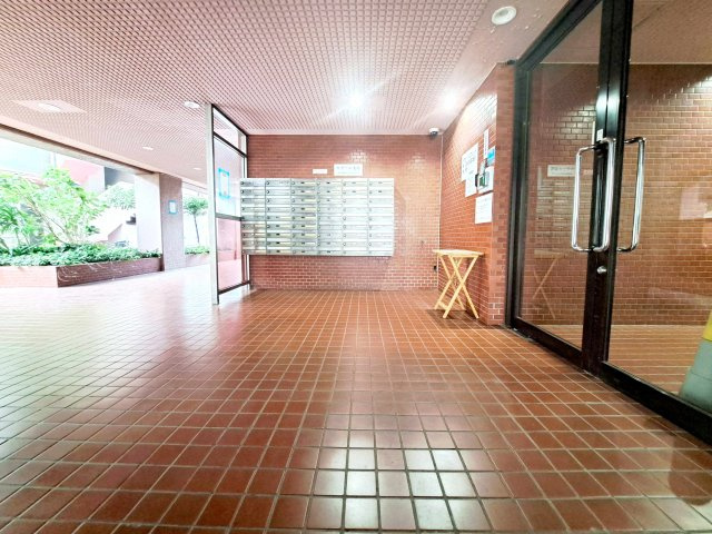 セザール金町のロビー