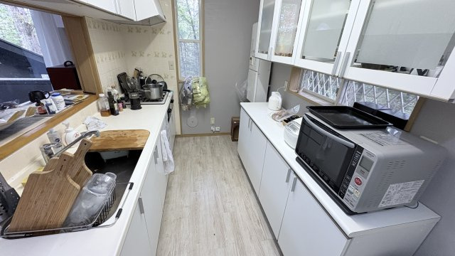 南軽井沢　八風の郷別荘地　5LDKの大型中古戸建のキッチン
