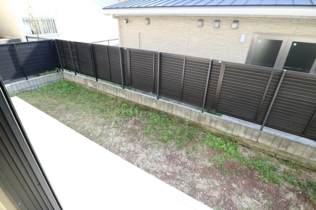 ヴェールハイム霞ヶ丘の庭