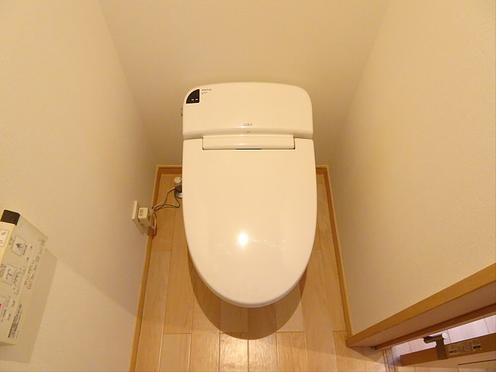 南台4丁目戸建てのトイレ