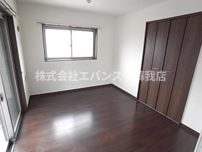 【寝室】 | ヴァンヴェール葛城 | 寝室にいかがでしょうか