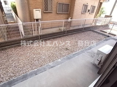 【バルコニー】 | ヴァンヴェール葛城 | 落ち着いた時間を過ごせるバルコニーです