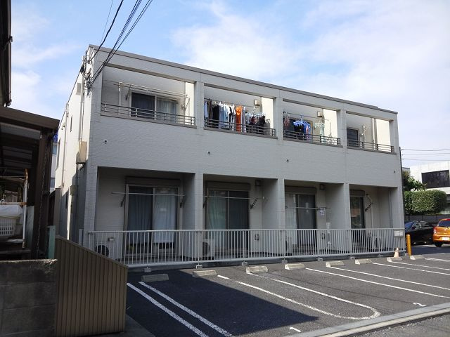 小金井ハルハウス１号棟のバルコニー