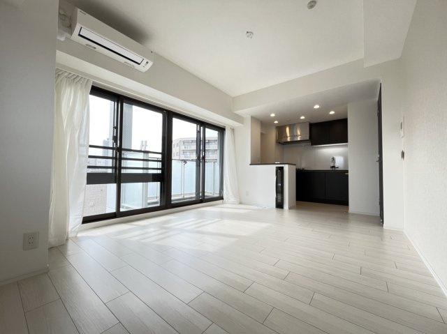 ミルーナヒルズ金町の居間・リビング