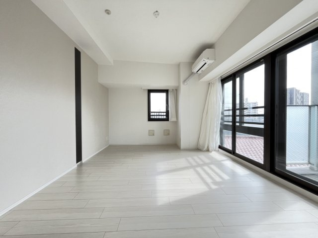 ミルーナヒルズ金町の居間・リビング