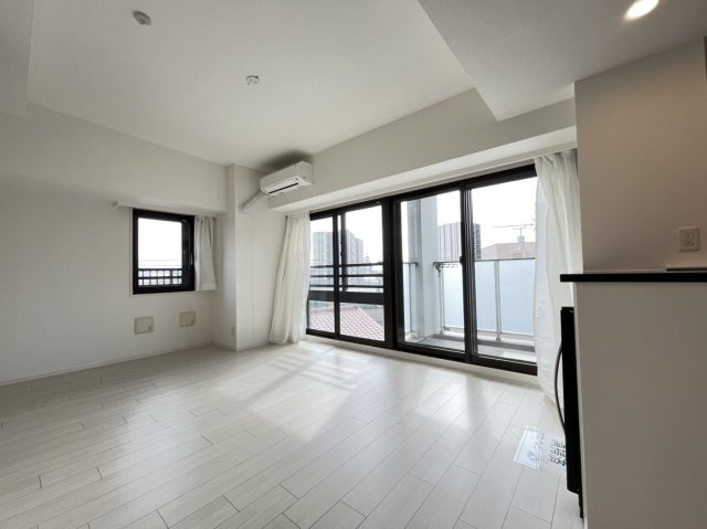 ミルーナヒルズ金町の居間・リビング