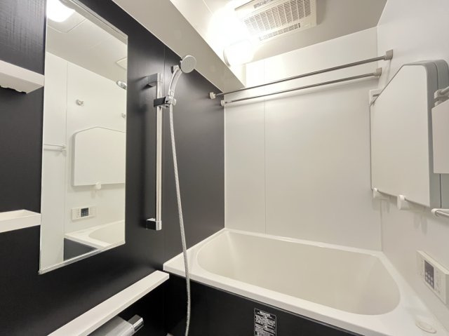 ミルーナヒルズ金町の浴室