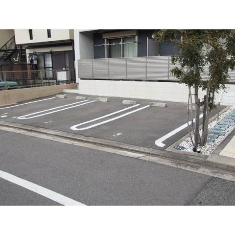 カランドリエの駐車場