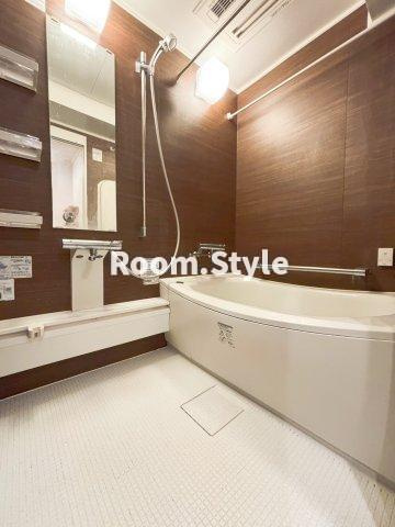 テラスハウスヴィップ長者丸の浴室|空室のためご都合に合わせてご内覧できます
お問合せはお電話でもお受付しております。
03-6450-5211