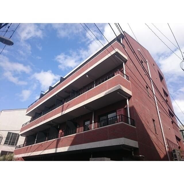 プレジール神宮前の外観