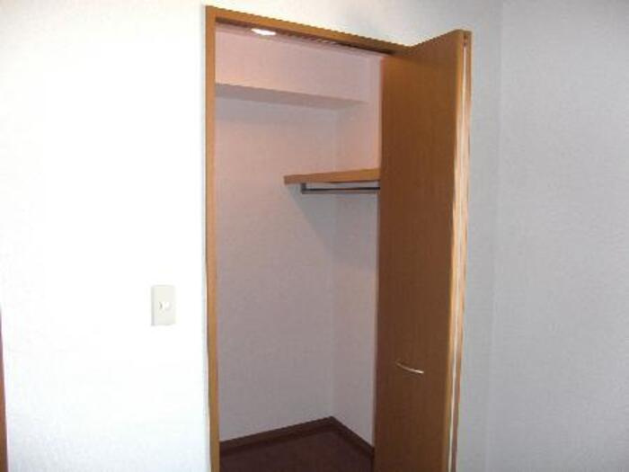 ファミーユつくば ＡＢＣの収納|ウォークインクローゼット